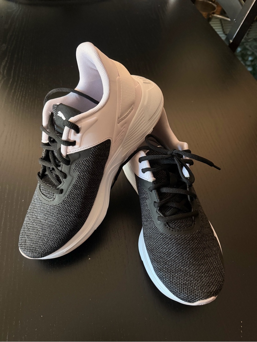 Puma Women’s Black & Light Pink Disperse XT2 Running Shoes / Size 8